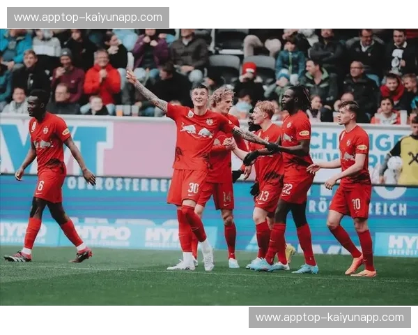 世俱杯预测:谁能摘下王冠?深度解析与实战参照 世俱杯预测:谁能摘下王冠?深度解析与实战参照