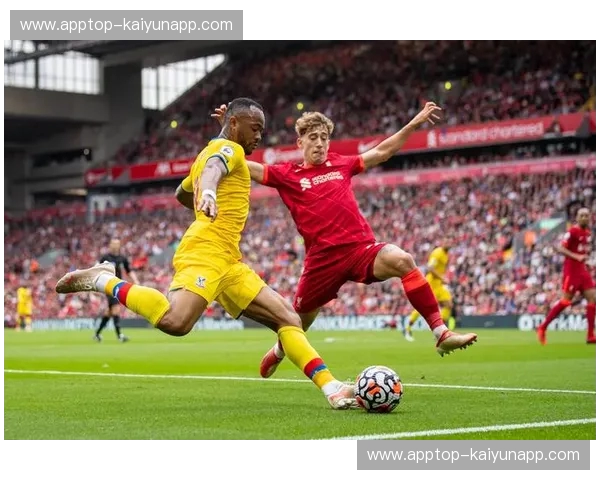 绿茵风云：埃弗顿与曼联的百年情仇与经典对决